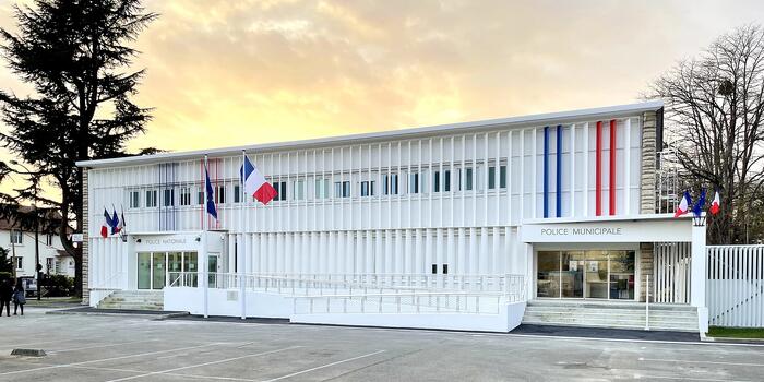 Deuil la Barre | 2022, Antoine Morizot, France