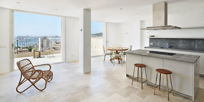 Penthouse renovation in Santa Catalina - EVA - Spain